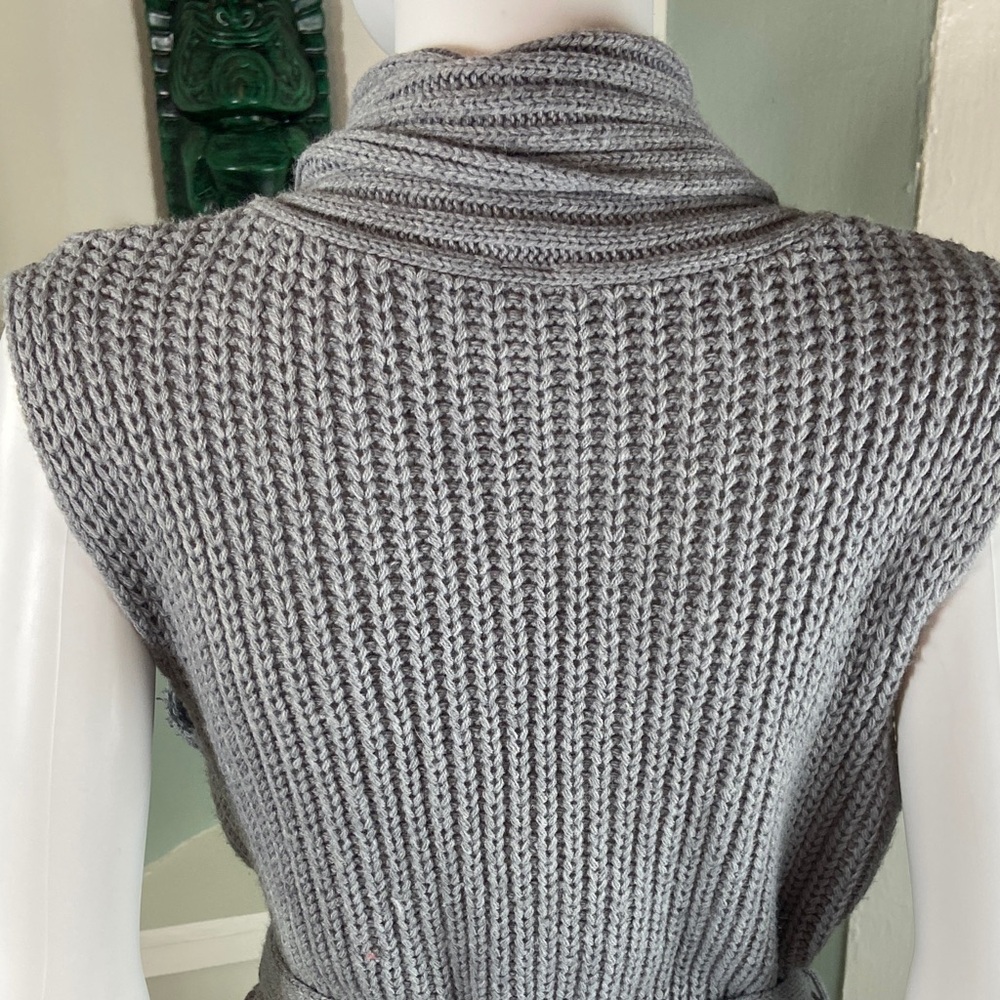No Boundaries Gray Knit Sleeveless Cardigan Sweater Vest Belted Shrug XLarge XL - Picture 7 of 9
